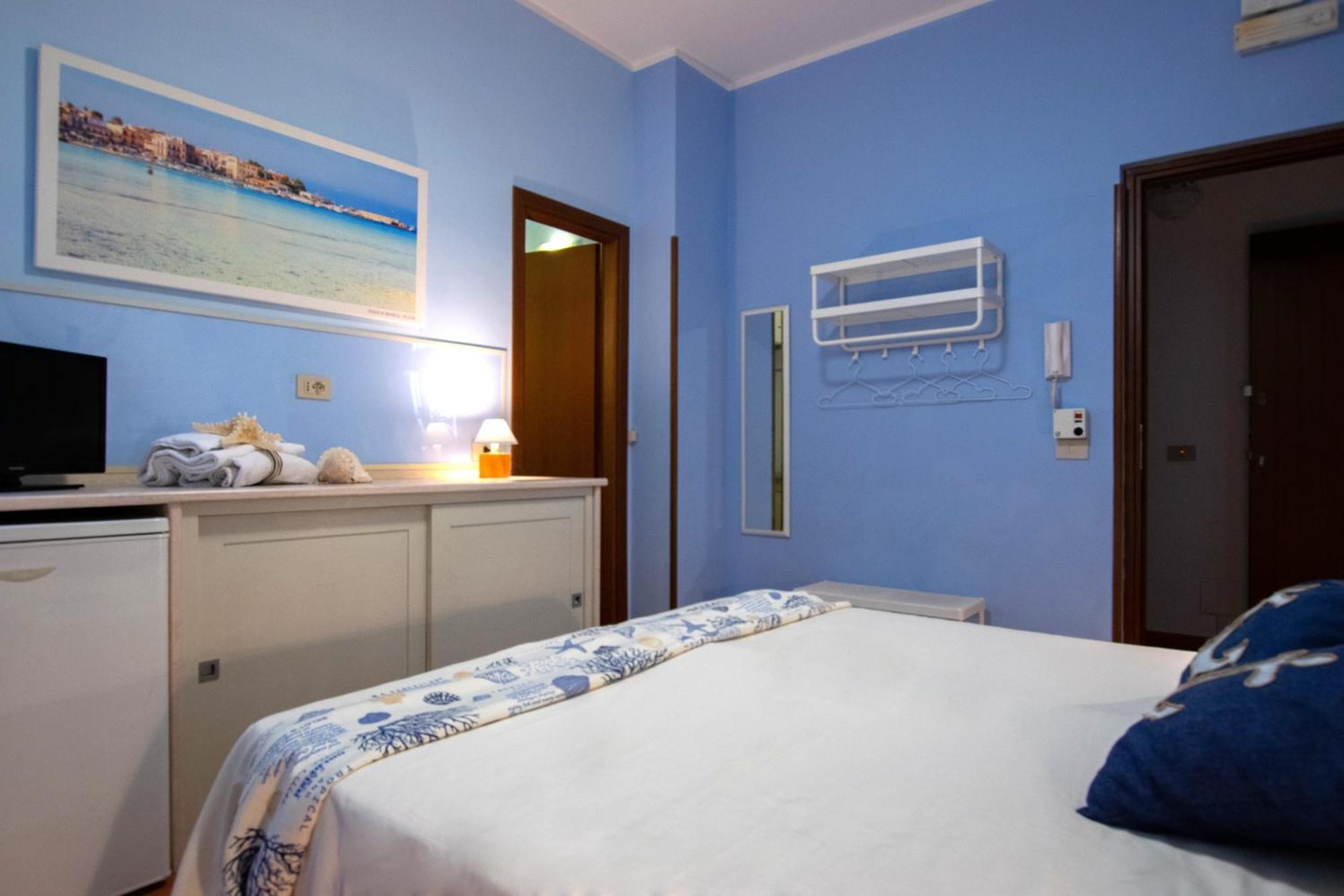 Palermo Mare Holidays Sferracavallo Room photo