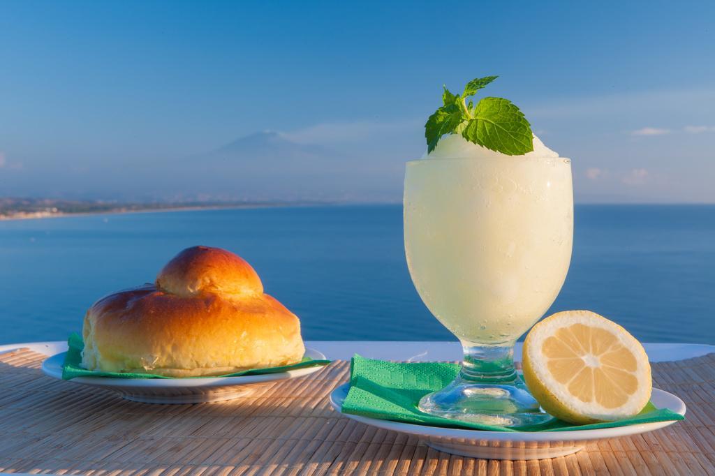 Palermo Mare Holidays Sferracavallo Exterior photo