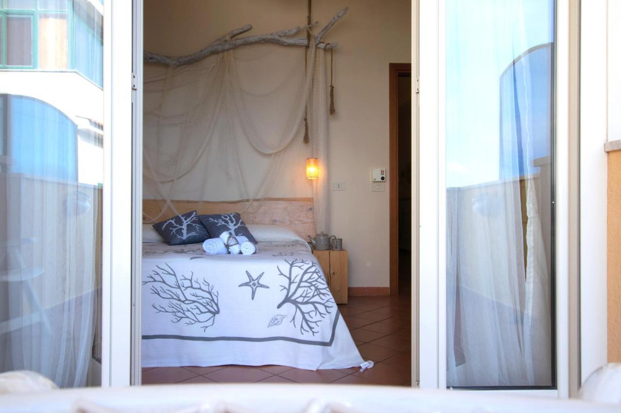 Palermo Mare Holidays Sferracavallo Exterior photo